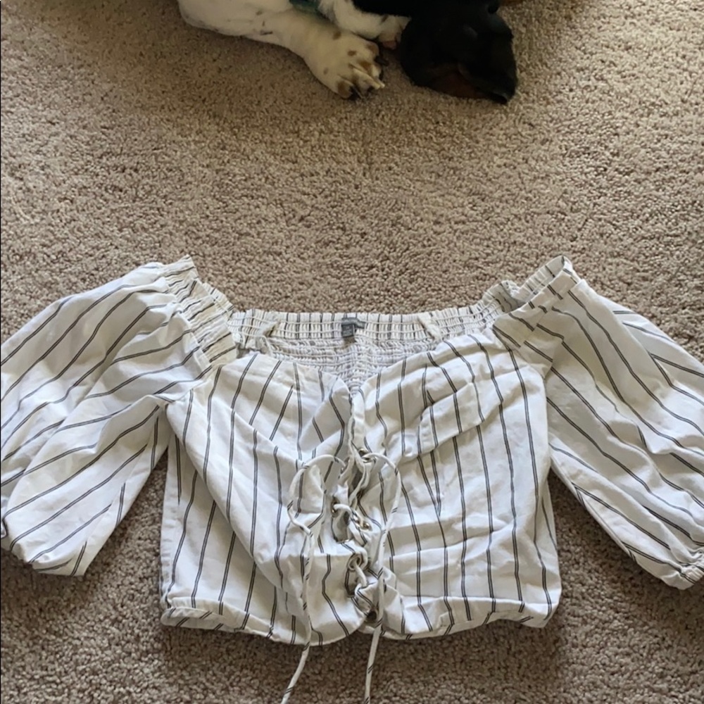 Puffy crop top